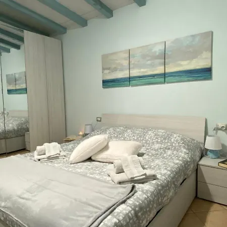 Bianca Villa Tertenìa