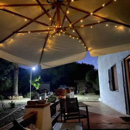 Bianca Villa Tertenìa