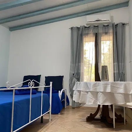 Bianca Villa Tertenìa