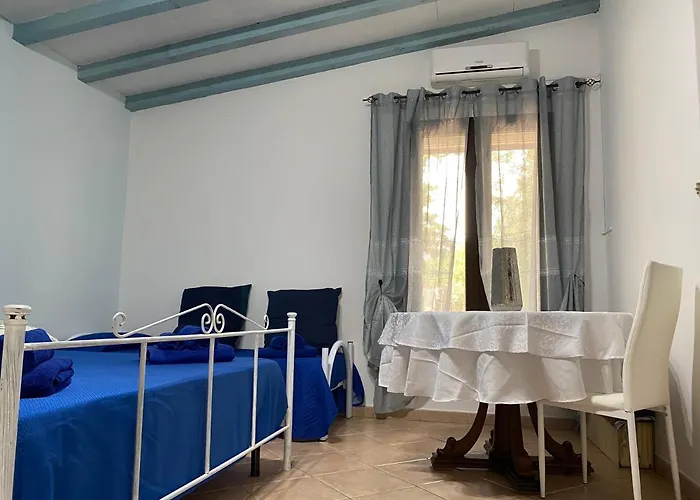 Bianca Villa Tertenìa